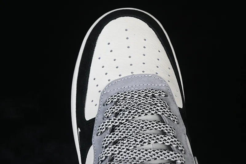All categories Nk Air Force 1 Air Force series Nk Air Force 1 Low Air Force low-top Nike Air Force 1'07 Low Black and white gray Air Force 1 low-top casual sneakers SS1979-013